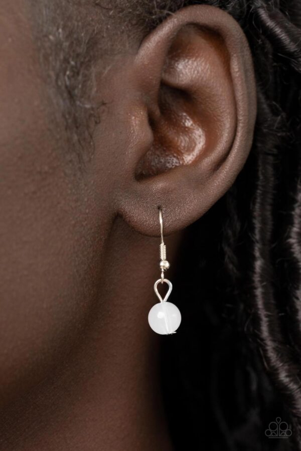 Having a Wonderful CHIME - White - Image 3