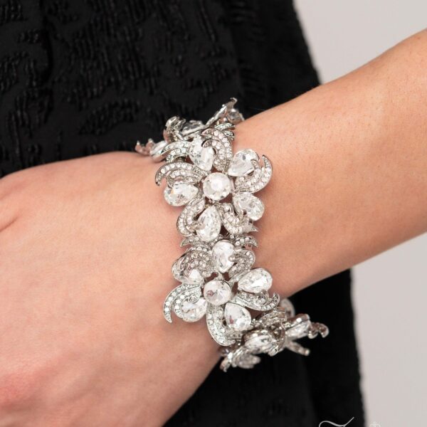 Indulgent Ideal - White