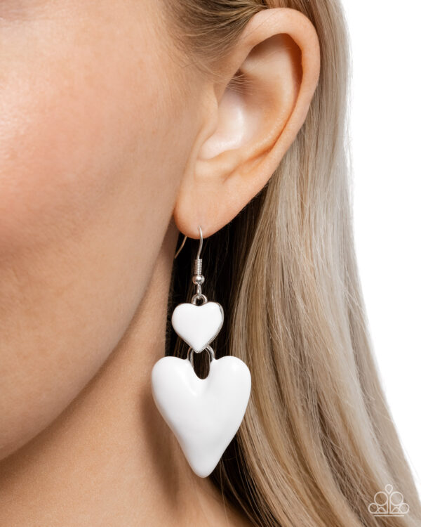 Colorful Chemistry - White Heart Earrings 🤍 - Image 2
