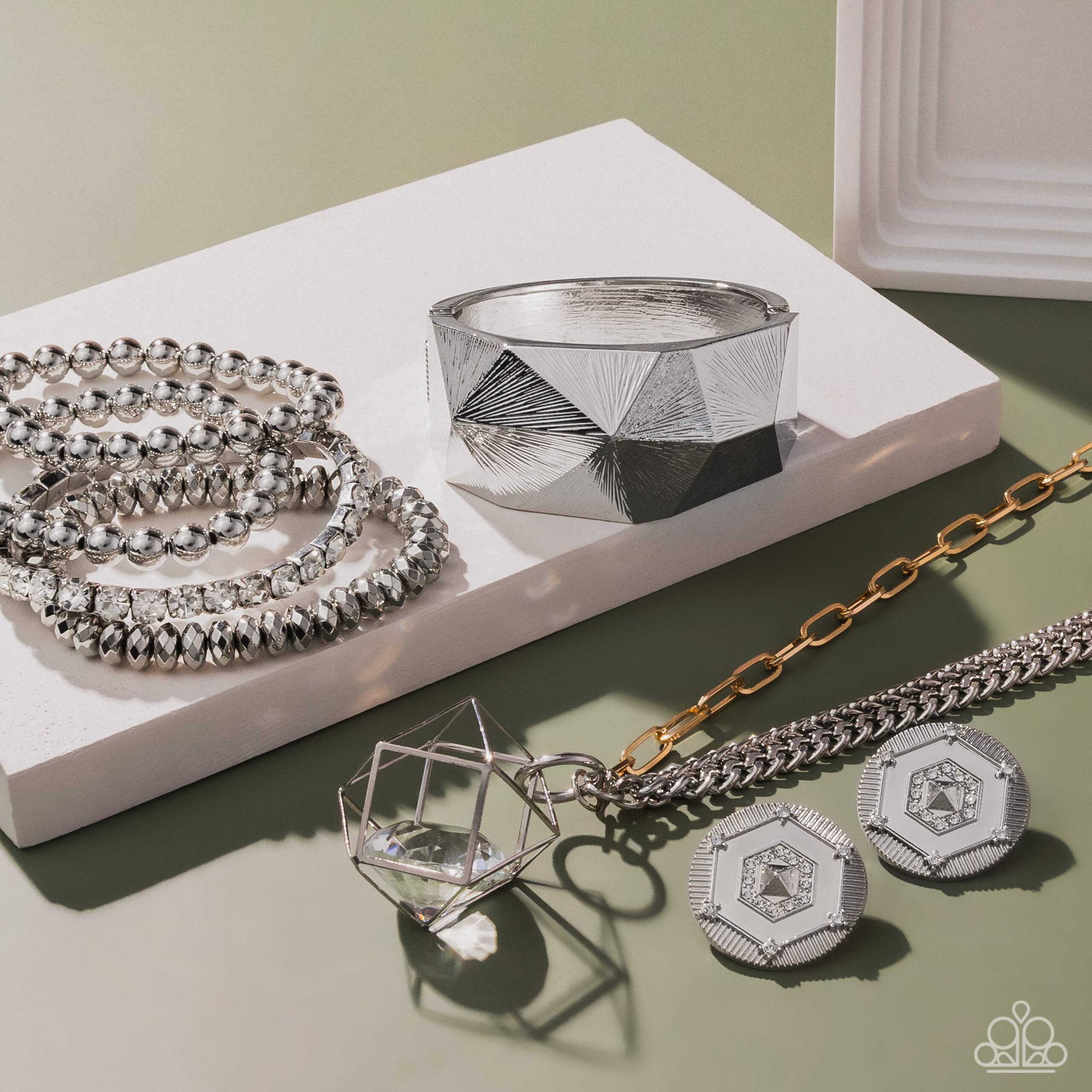 Magnificent Musings - Trend Blend January 2025(Necklace & Earrings 2 pieces) - Image 6