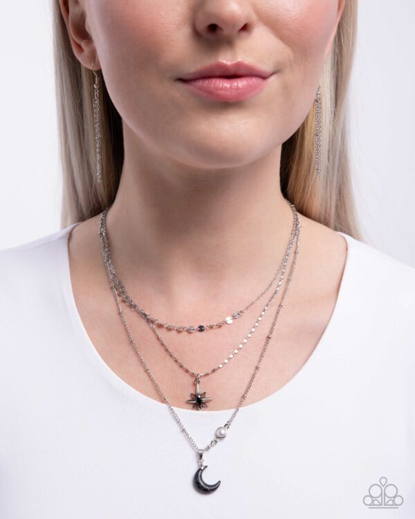 Cosmic Clinch - Black - Image 2