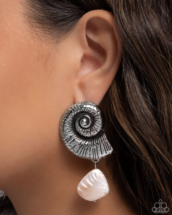 Conch Calypso - White - Image 2