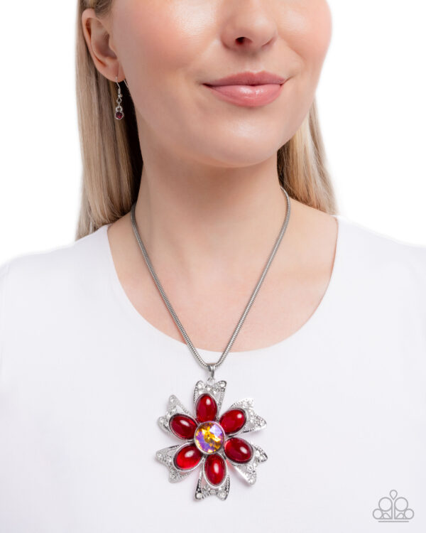 Floral Figurehead - Red - Image 2