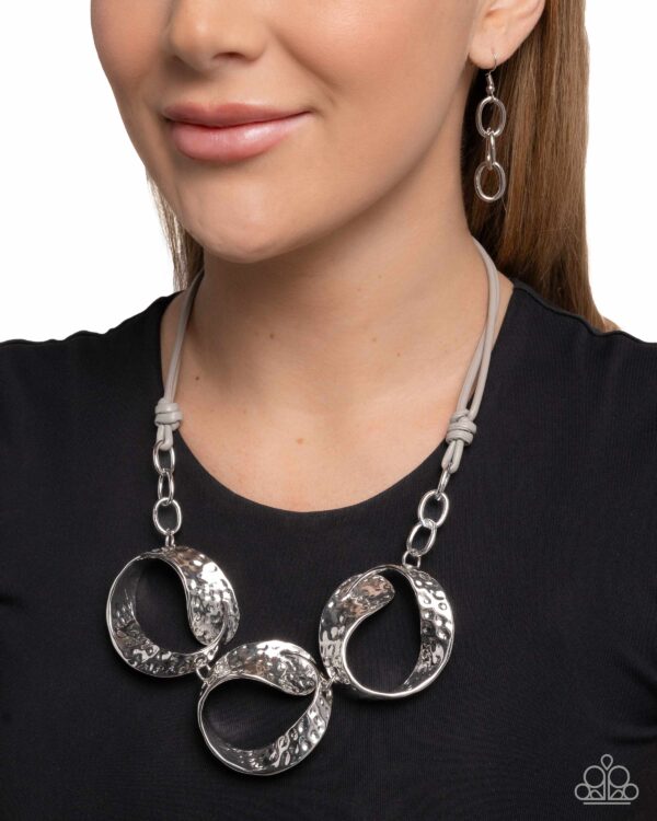Curly Cabaret - Silver - Image 2